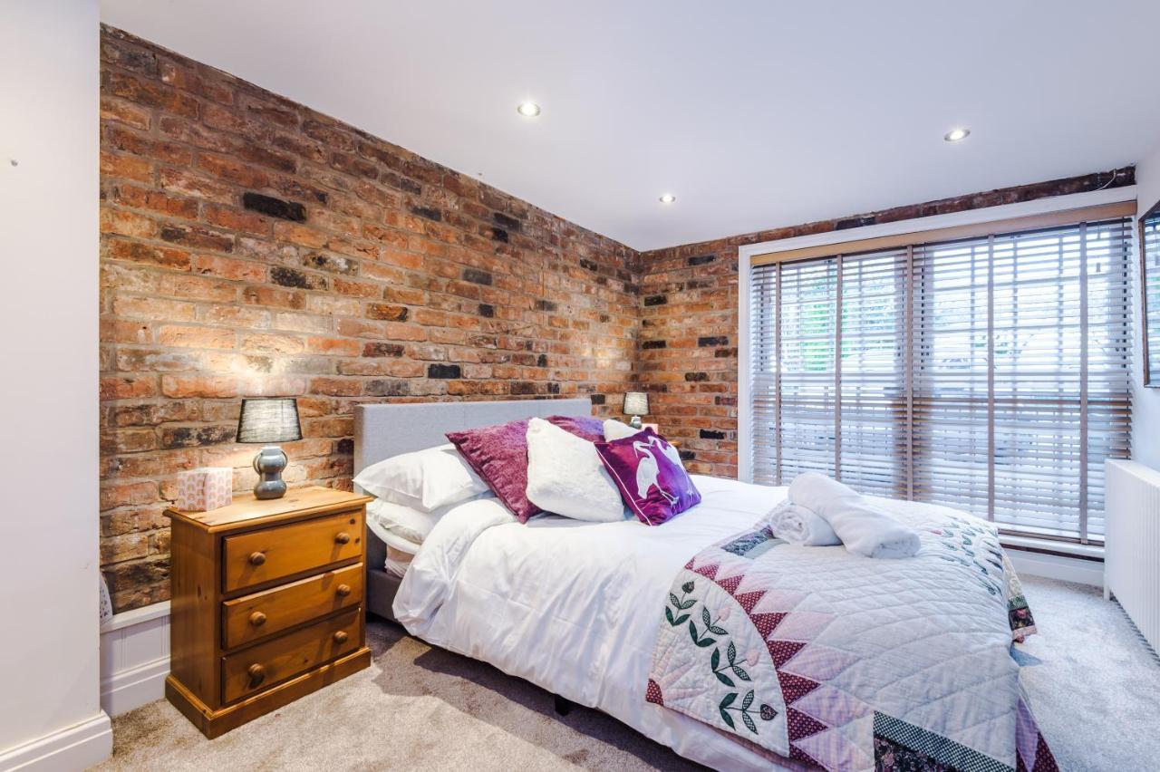 Belvedere House - Serene Countryside Escape - 4 Bedrooms Sleeps 8 Sandbach Exterior foto